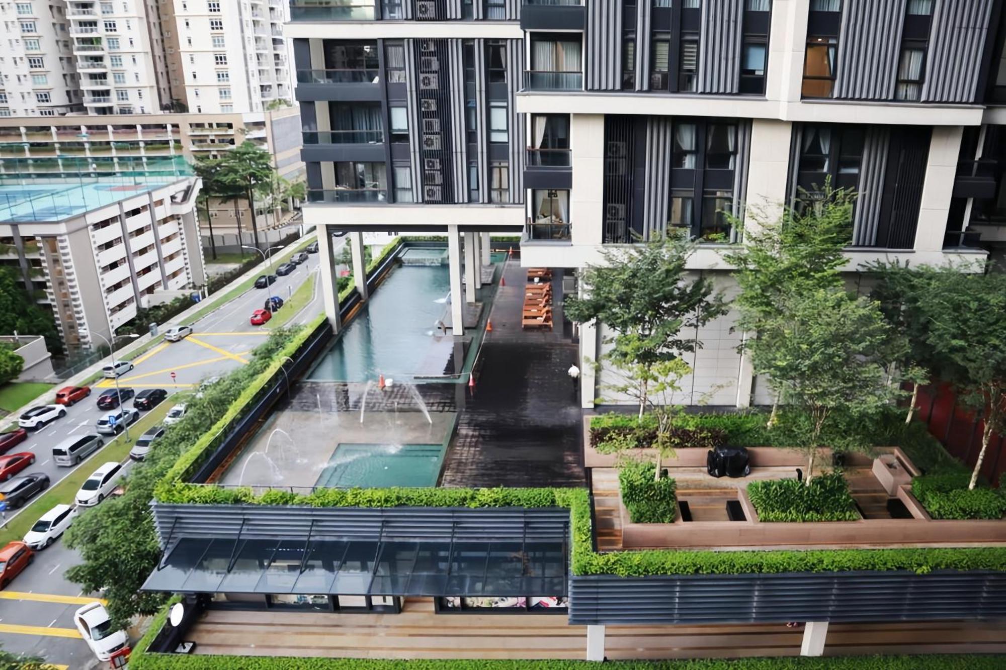 Arcoris Mont Kiara Apartment *