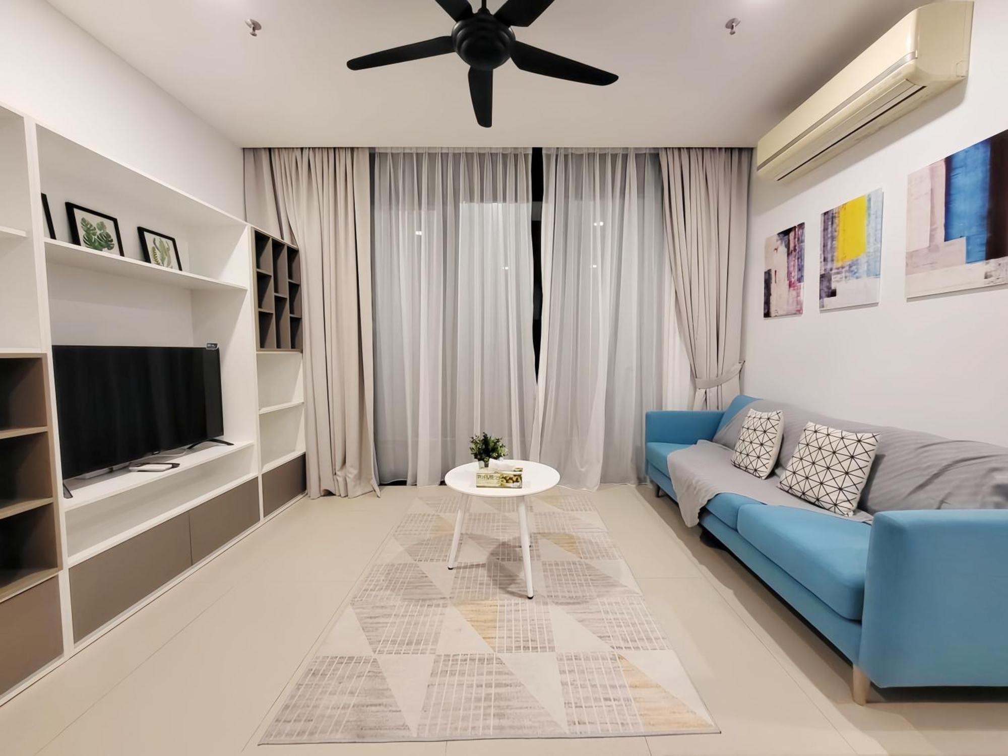 Arcoris Mont Kiara Apartment *