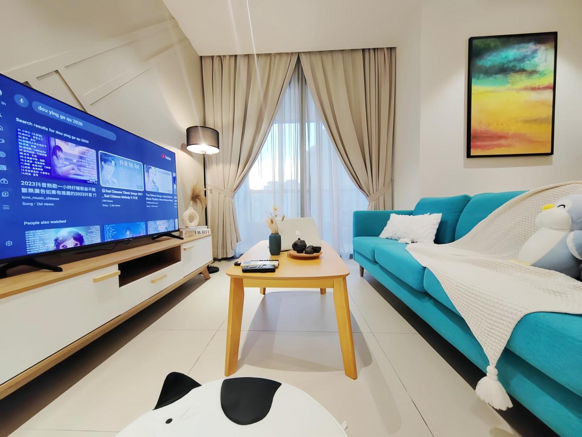 Apartment Arcoris Mont Kiara *
